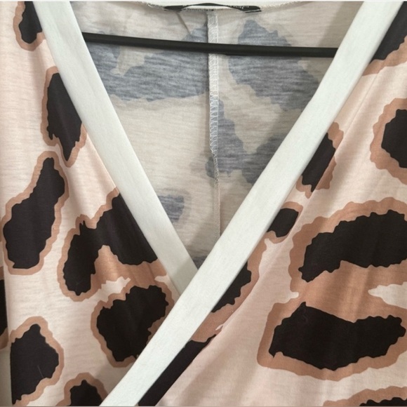 Brand New LG Leopard Print Sweater (Thin) Wrap Dress! - Picture 4 of 4
